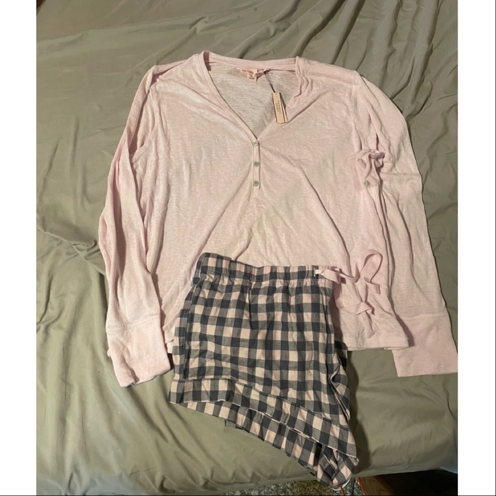 NWT Victoria Secret Sleep Set